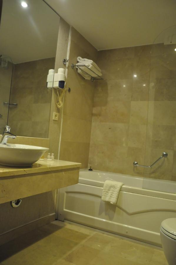 Happy Inn Gebze Hotel Buitenkant foto